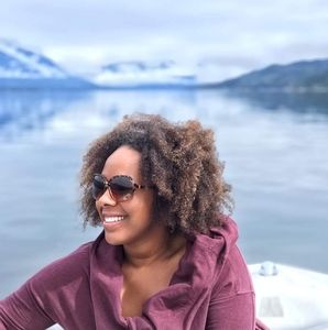 Meet your Posher, Kemi